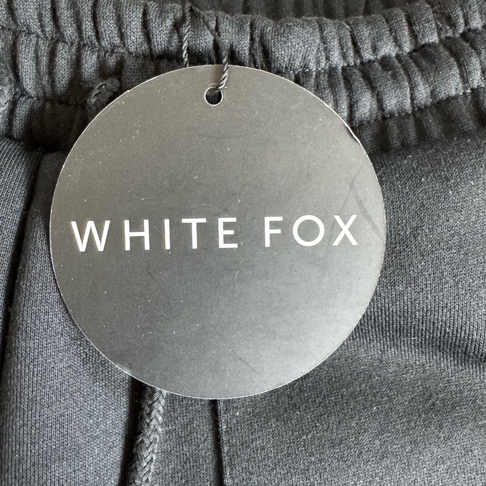 White Fox shorts NWT - Picture 5 of 5